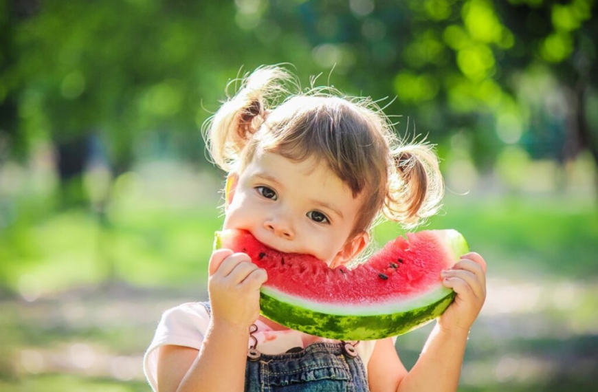 Alimentación adecuada para tus hijos durante los meses de verano