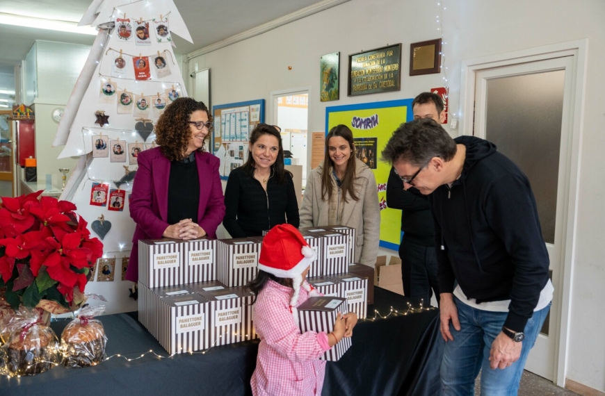 Compass Group dona 100 panettones en Barcelona a personas en situación de vulnerabilidad a través de la iniciativa Grow Food Banks